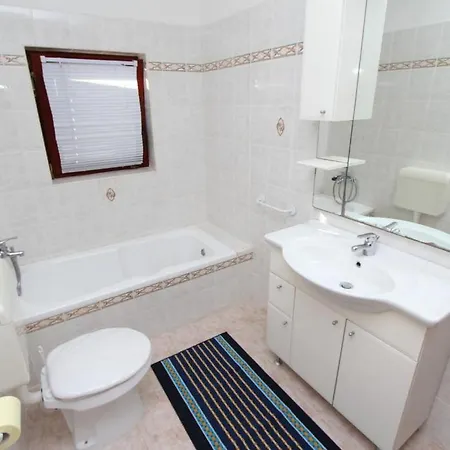 Dujmovic Apartment
